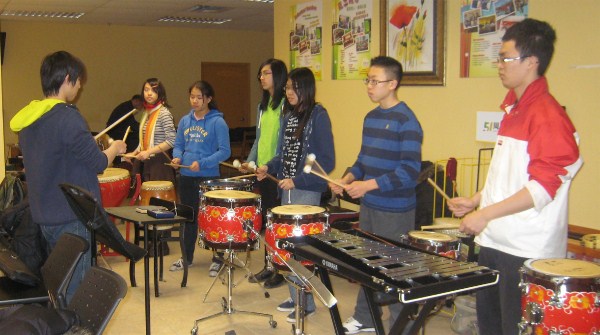 Read more about the article Youth training youth: Percussion workshop